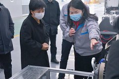 泰州市委书记朱立凡，泰州市委副书记、代市长万闻华分别率队走进江南官网登录
！
